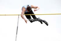 Mens under-20s pole vault, North Eastern Track and Field Champs, Gateshead Stadium. Photo: David T. Hewitson/Sports for All Pics